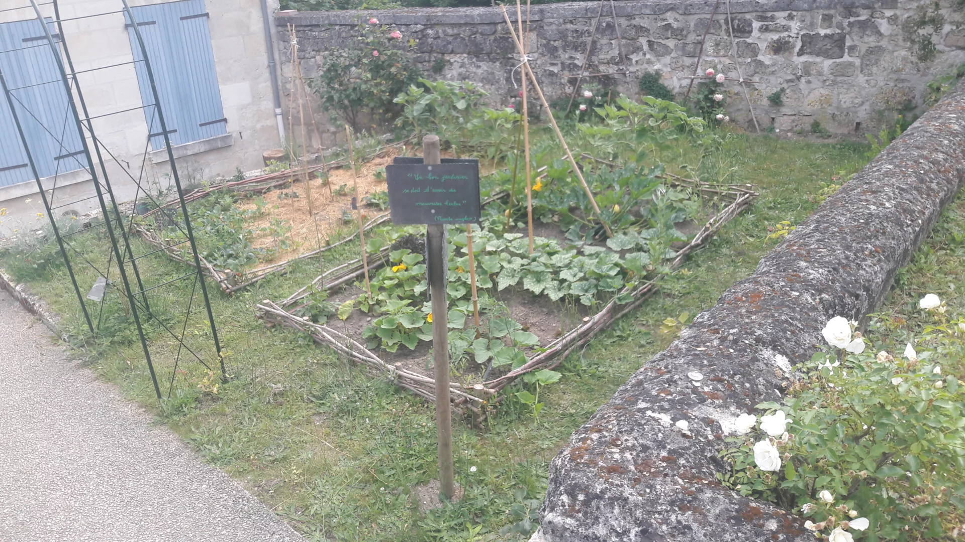 RESSONS-LE-LONG