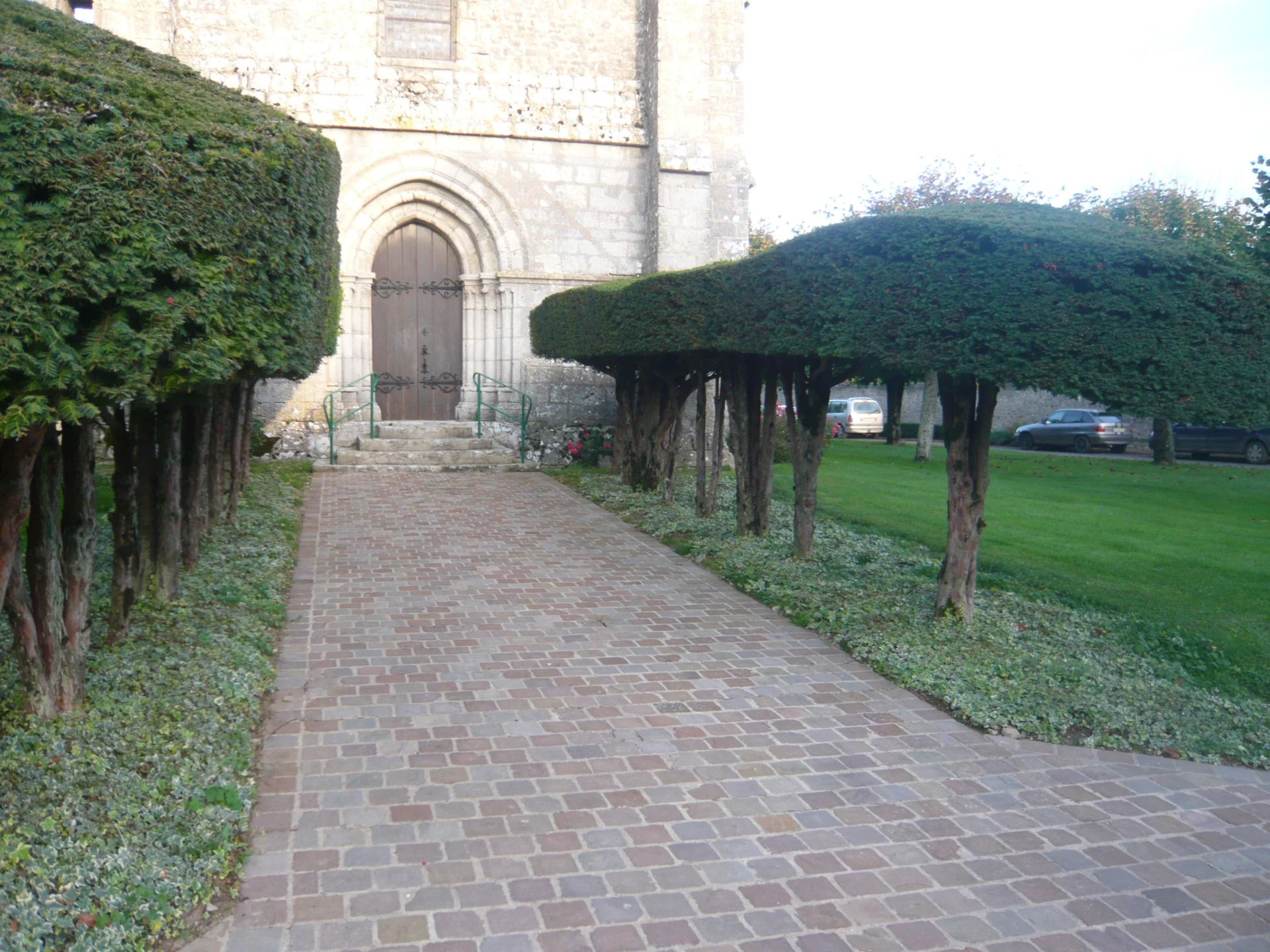 MOUTIERS-EN-BEAUCE