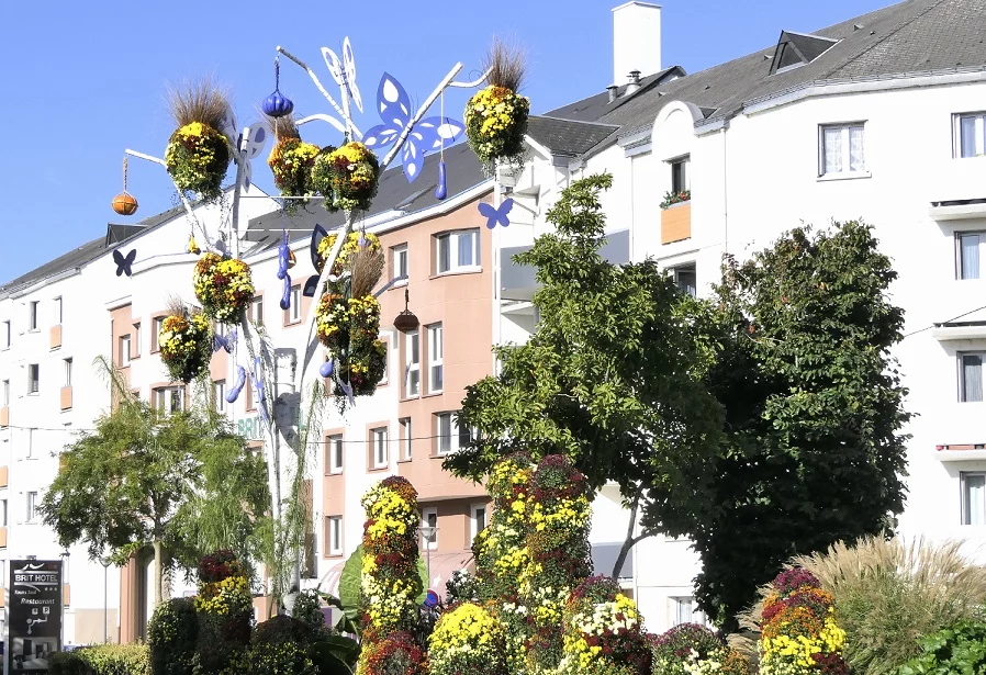 JOUÉ-LÈS-TOURS