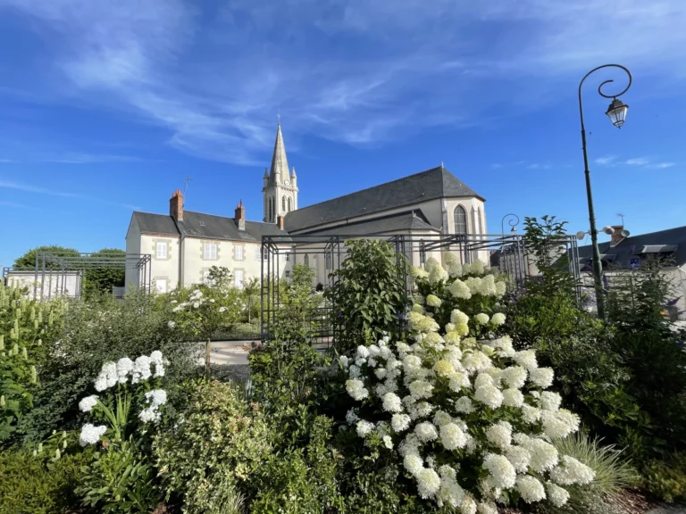 SAINT-CYR-EN-VAL