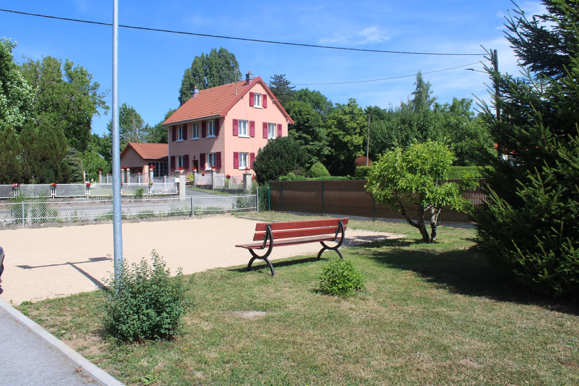 ROMAGNY-SOUS-ROUGEMONT