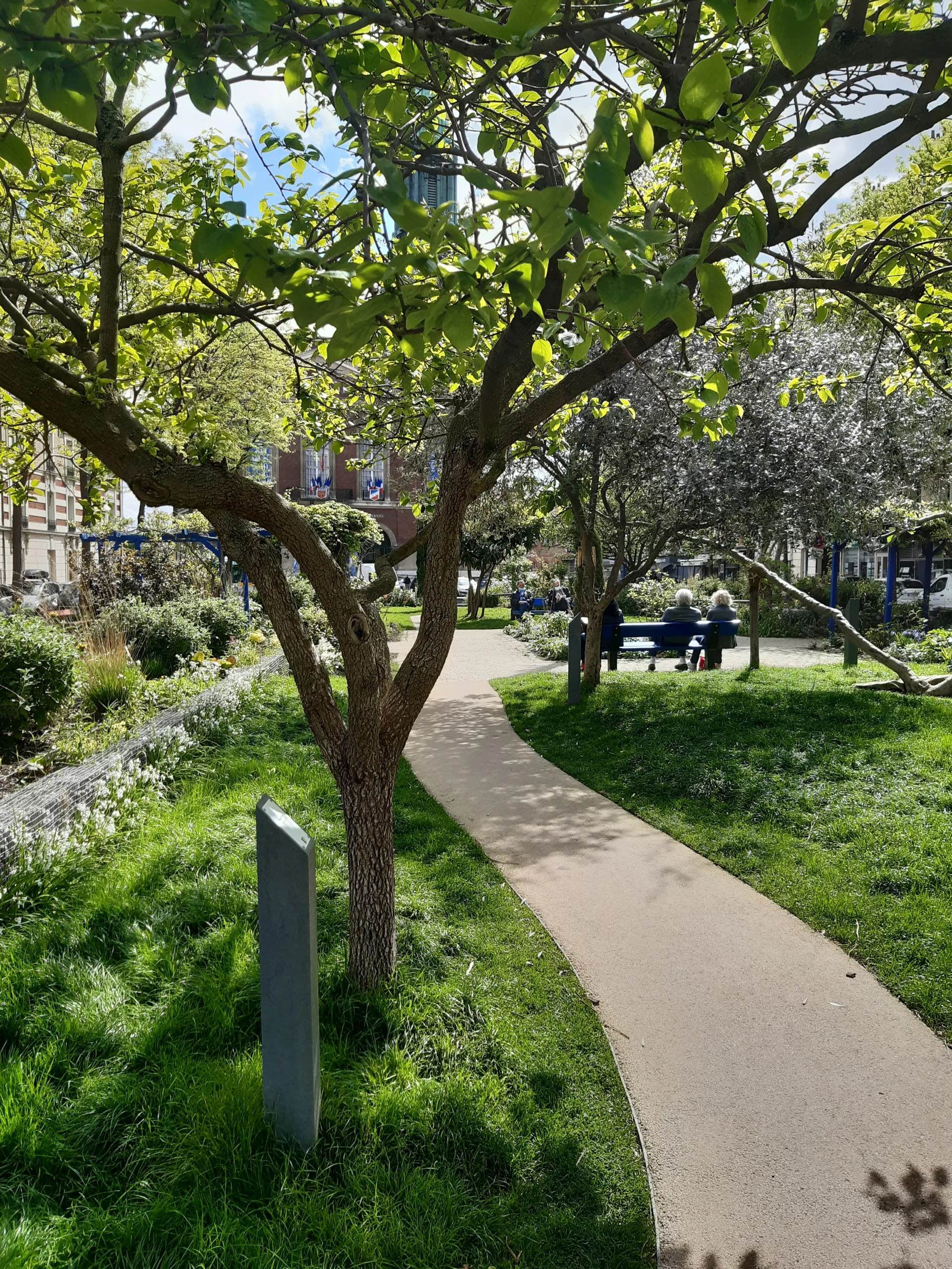 BOIS-COLOMBES