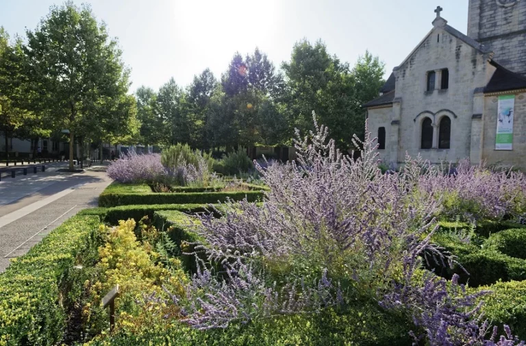 MAISONS-ALFORT