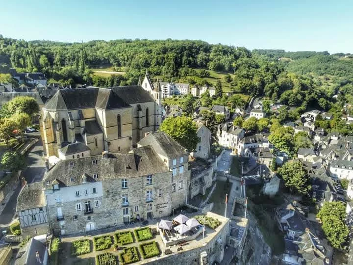 TERRASSON-LAVILLEDIEU