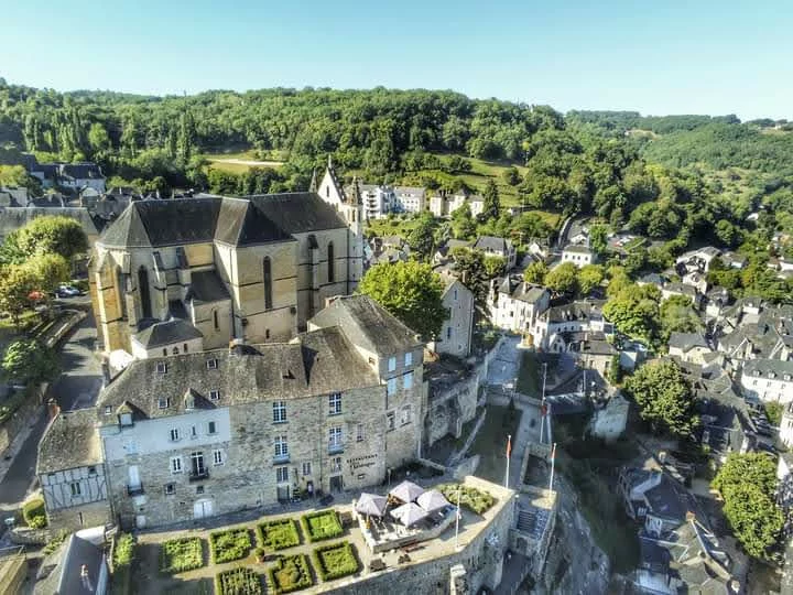 TERRASSON-LAVILLEDIEU